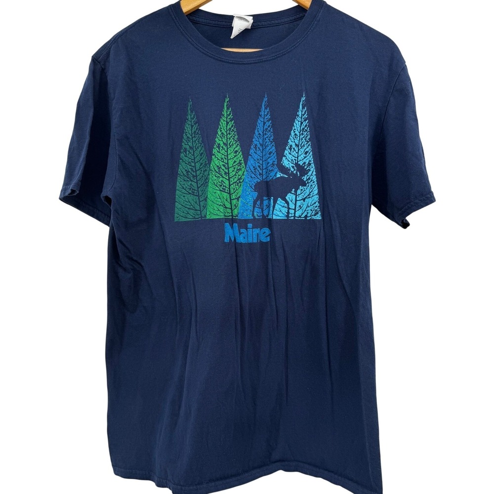 Gildan Softstyleβ Maine Moose Pine Trees Graphic T-Shirt Navy Blue Mens Large